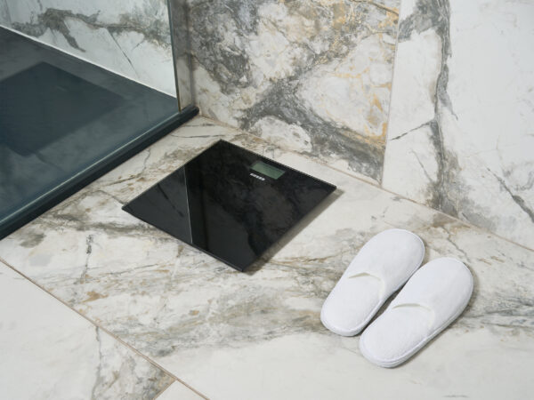 Helmsley Digital Bathroom Scales in Black - Image 3