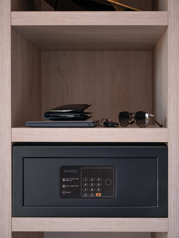 15'' Westminster Digital Laptop Safe - Image 4